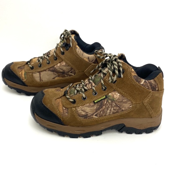 Magellan Boys Run n Gun II Realtree Xtra Camo Waterproof Outdoor Boots - Picture 6 of 13